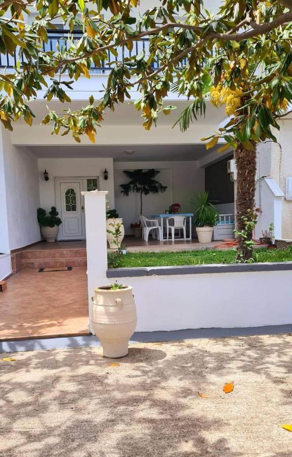 Studio Γιαννησ Neoi Poroi Extérieur photo